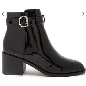 FOREVER 21 - Faux Patent Leather Boots